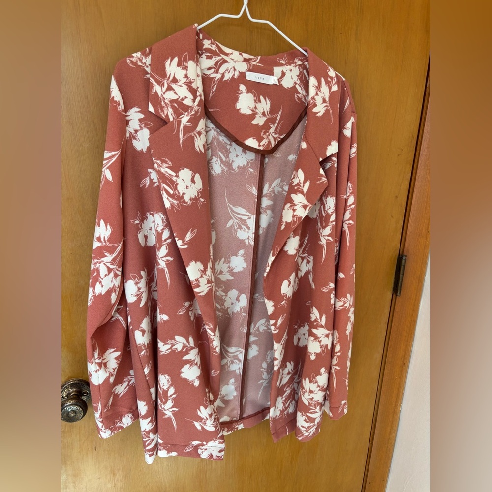 Lush Floral Blazer
